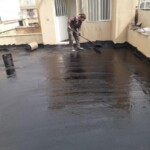 قیرگونی روی بام